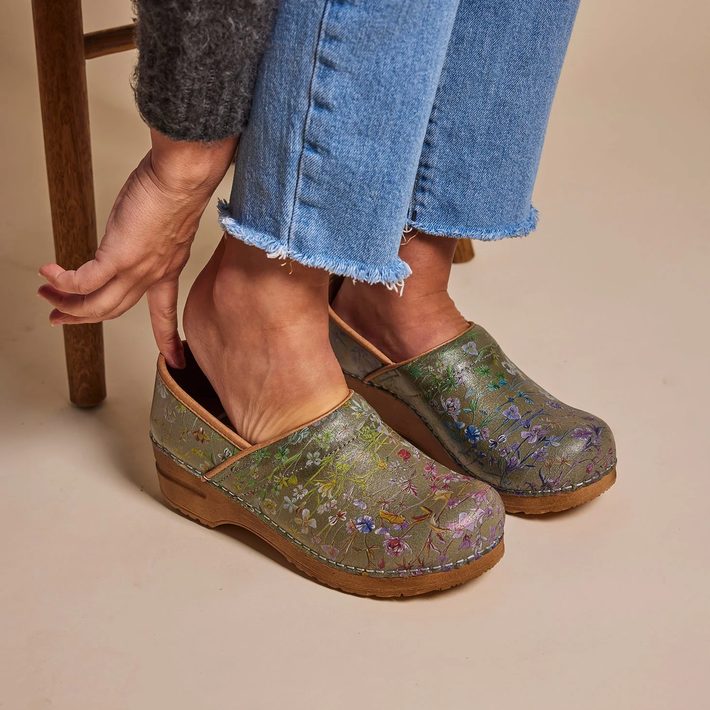 Fuchsia Women's Clog in Sage - Image 3